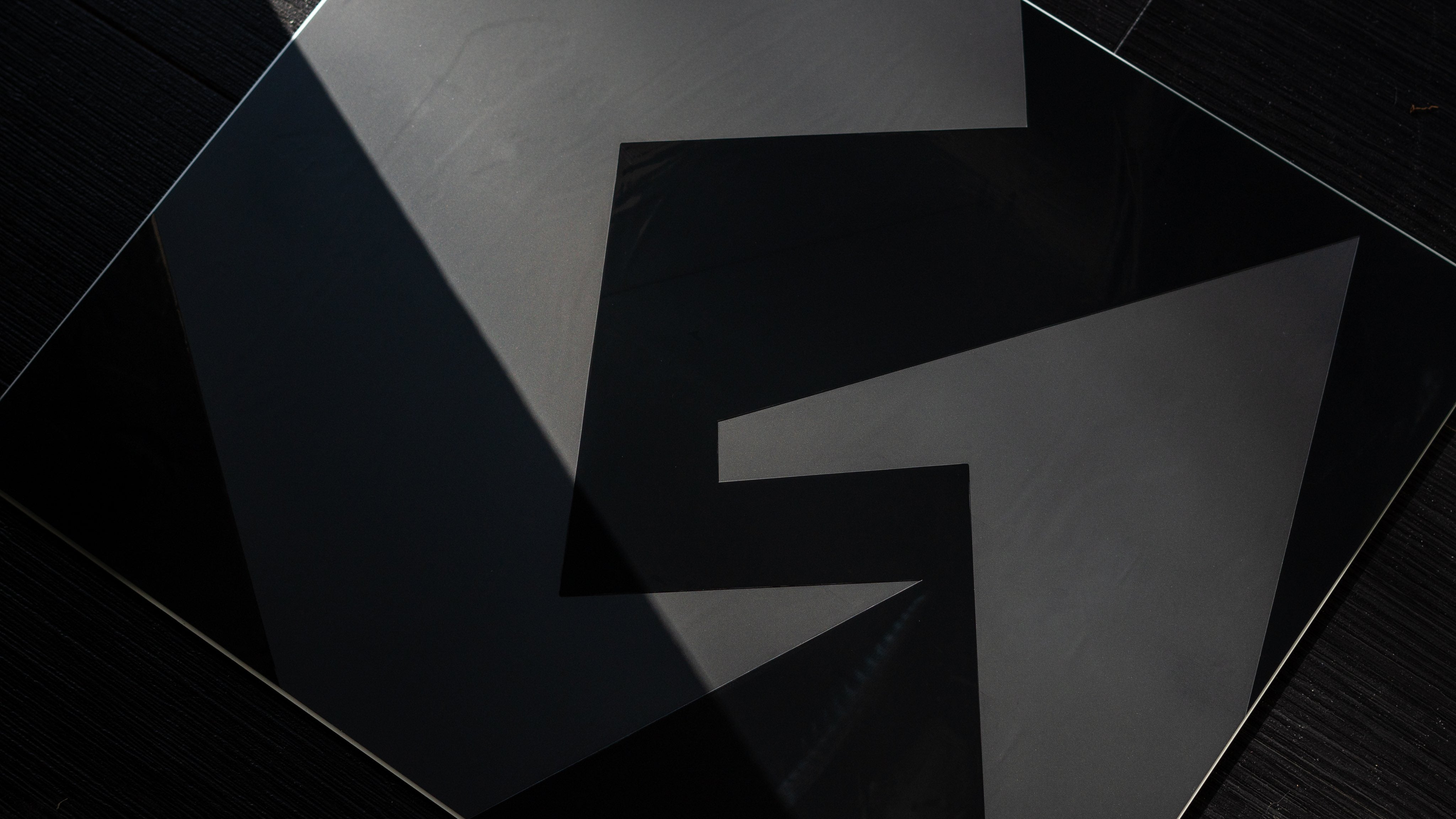 GLSSWRKS Hana Glass Mousepad - Lethal Gaming Gear GLSSWRKS Hana Glass Mousepad - Lethal Gaming Gear